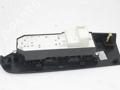 Switch TOYOTA AURIS (_E18_) 1.6 (ZRE181_, ZRE185_, ZRE185R, ZRE181R) | BP39872699I30 - Image 6