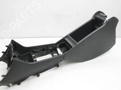Used Middle console Middle console SKODA SUPERB III Estate (3V5) 2.0 TDI (150 hp) 39784583 39784583