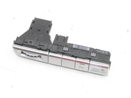 Used Switch Switch AUDI A8 D4 (4H2, 4H8, 4HC, 4HL) 4.2 FSI quattro (371 hp) 39864368 39864368