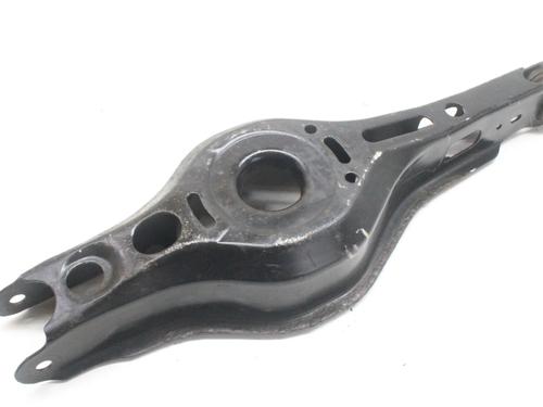 Used Right rear suspension arm Right rear suspension arm TOYOTA YARIS (_P21_, _PA1_, _PH1_) 1.6 GR 4WD (GXPA16) (261 hp) 39834510 39834510