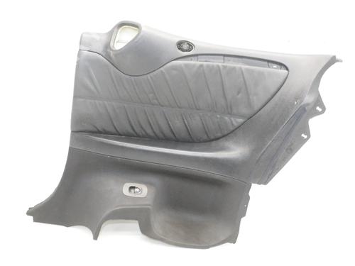 Guarnecido trasero derecho Guarnecido trasero derecho MERCEDES-BENZ CLK Convertible (A209) CLK 200 Kompressor (209.441) (184 hp) 39875293 39875293