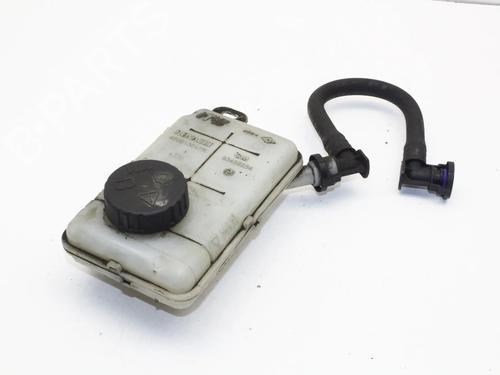 brake-fluid-reservoir-nissan-nv300-van-x82-2016-39774250 main image