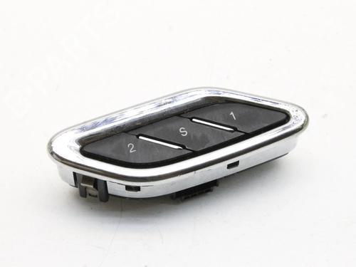 switch-maserati-quattroporte-vi-2012-39774622 main image