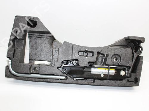 Used Jack Kit Jack Kit VW CC B7 (358) 2.0 TDI (140 hp) 39861151 39861151