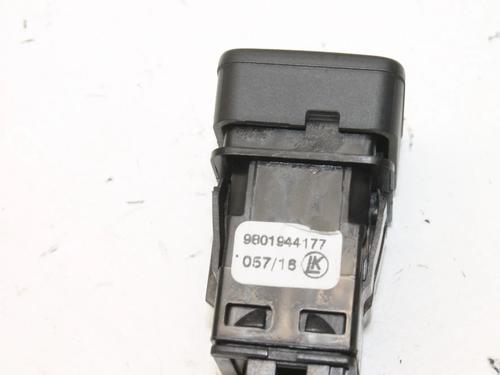 Switch CITROËN C4 CACTUS 1.2 VTi 82 | BP39768133I30 - Image 5