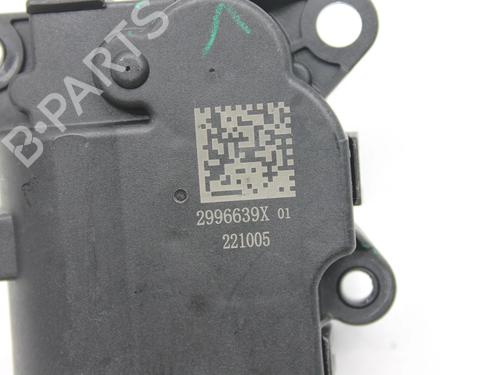 Electronic module TESLA MODEL Y (5YJY) EV Performance All-wheel Drive | BP39806138M83 - Image 3