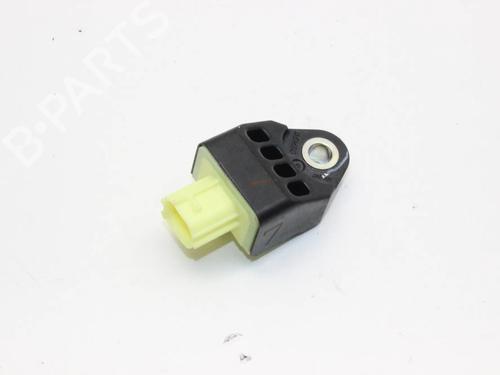 Used Electronic sensor Electronic sensor TOYOTA GT 86 Coupe (ZN6_) 2.0 (ZN6AC_, ZN6BC_, ZN6K) (200 hp) 39851768 39851768