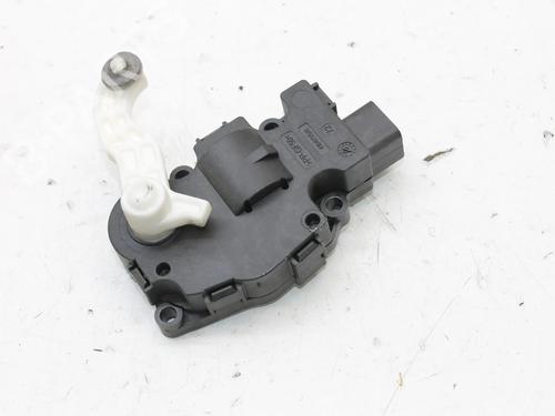 Electronic module JAGUAR XE (X760) 2.0 D | BP39858222M83 - Image 2