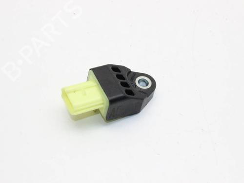 electronic-sensor-toyota-prius-plus-_w4_-2011-39779154 main image