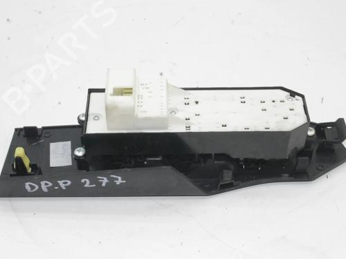 Switch TOYOTA AURIS (_E18_) 1.6 (ZRE181_, ZRE185_, ZRE185R, ZRE181R) | BP39872699I30 - Image 5