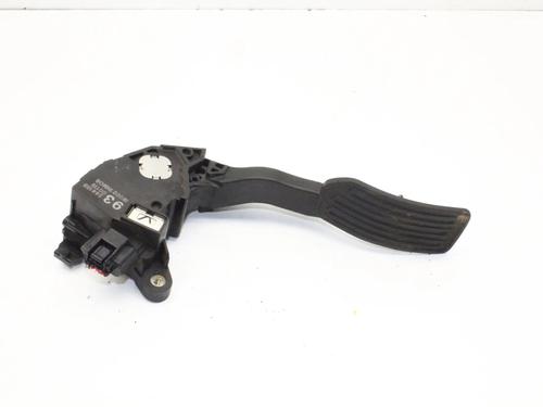 pedal-nissan-leaf-ze0-2010-2011-2012-2013-2014-2015-2016-2017-39785784 main image