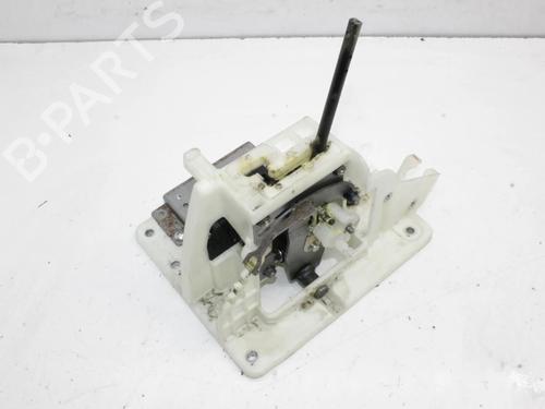 Used Gear lever Gear lever MITSUBISHI PAJERO IV (V8_W, V9_W) 3.2 DI-D (V88W, V98W) (170 hp) 39825897 39825897