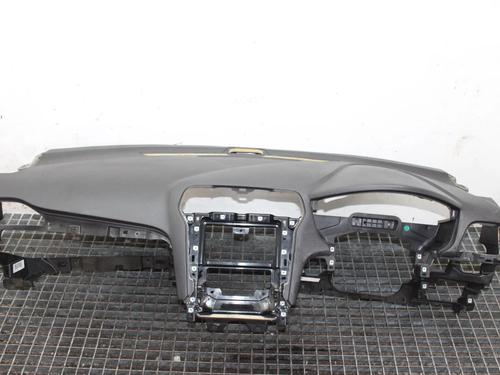 dashboard-ford-mondeo-v-saloon-cd-2012-39775326 main image