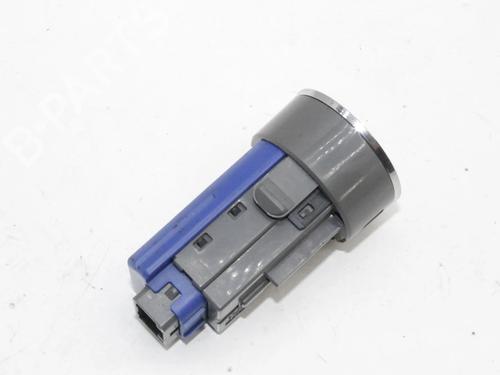 Switch TOYOTA AURIS (_E15_) 1.8 Hybrid (ZWE150_, ZWE150R) | BP39863853I30 - Image 3