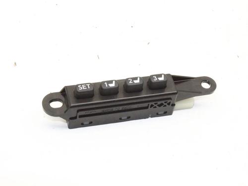 switch-lexus-rx-_l1_-2008-2009-2010-2011-2012-2013-2014-2015-39777383 main image