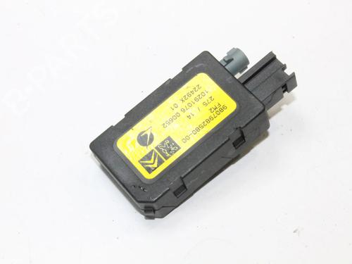 Used Electronic module Electronic module CITROËN C4 Grand Picasso II (DA_, DE_) 1.6 HDi / BlueHDi 115 (115 hp) 39831016 39831016