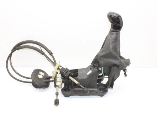 Used Gear lever Gear lever CITROËN C4 CACTUS 1.2 THP 110 (110 hp) 39849564 39849564