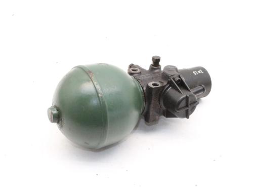 Used Steering pump Steering pump ROLLS-ROYCE SILVER SPIRIT 6.75 (305 hp) 40015228 40015228