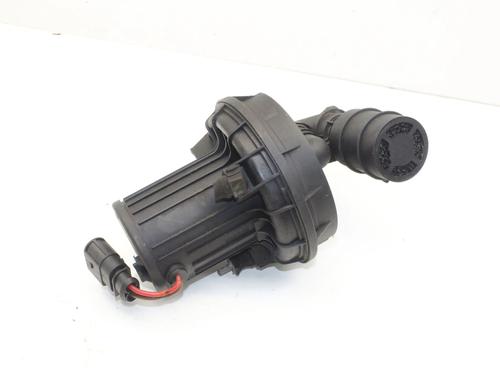 Pompa aria secondaria Pompa aria secondaria AUDI TT (8J3) 3.2 V6 quattro (250 hp) 39834340 39834340