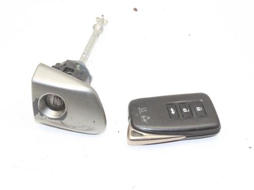 Used Electronic module Electronic module LEXUS IS III (_E3_) 300h (AVE30_, AVE30R) (223 hp) 39877292 39877292