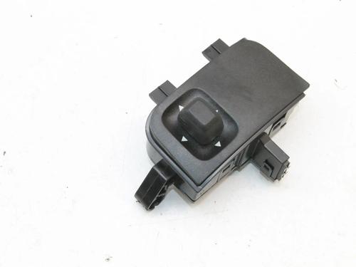 Used Switch Switch MERCEDES-BENZ C-CLASS T-MODEL (S206) C 200 (206.242) (204 hp) 39852914 39852914