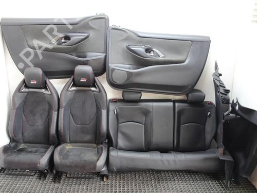 Setesett Setesett TOYOTA YARIS (_P21_, _PA1_, _PH1_) 1.6 GR 4WD (GXPA16) (261 hp) 39865488 39865488