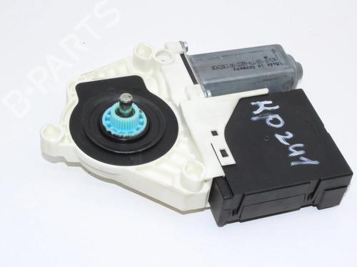 Left front window motor VW CC B7 (358) 2.0 TDI | BP39875532E21 - Image 2