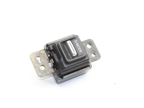 Used Switch Switch NISSAN QASHQAI III (J12) 1.3 DIG-T (158 hp) 39810912 39810912