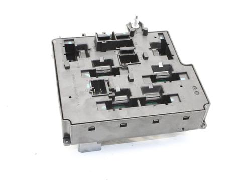 Used Fuse box Fuse box VOLVO S90 II (234) D4 (190 hp) 39835651 39835651