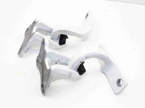 hingedoor-check-strap-land-rover-defender-station-wagon-l663-2019-39775355 main image