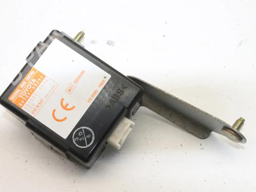 Used Control unit Control unit TOYOTA LAND CRUISER 90 (_J9_) 3.0 D-4D 4WD (KDJ90_, KDJ95_, KDJ90W, KDJ95W) (163 hp) 39805893 39805893