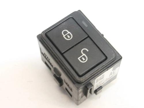 Interruttore Interruttore LAND ROVER DISCOVERY SPORT (L550) 2.0 D 4x4 (180 hp) 39777765 39777765