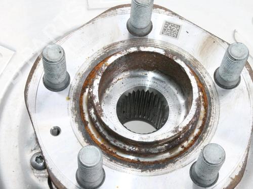 Right front steering knuckle TESLA MODEL Y (5YJY) Long Range All-wheel Drive | BP39842900M26 - Image 5
