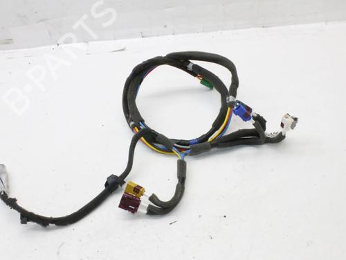 BP39778915E16 main image