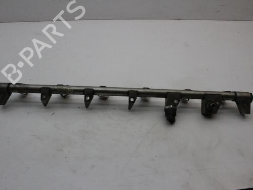 Rampa inyectora Rampa inyectora BMW 7 (E65, E66, E67) 760 i, Li (445 hp) 39879210 39879210