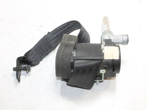 Sikkerhetsbelte bak høyre Sikkerhetsbelte bak høyre VOLVO C30 (533) 1.6 (100 hp) 39776507 39776507