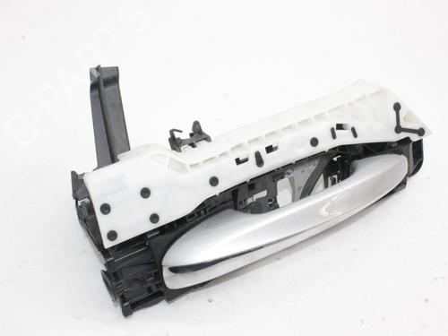 Used Front left exterior door handle Front left exterior door handle MERCEDES-BENZ S-CLASS (W222, V222, X222) S 350 BlueTEC / d (222.132, 222.032, 222.123) (258 hp) 39866245 39866245