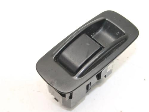Used Switch Switch TOYOTA COROLLA Verso (ZER_, ZZE12_, R1_) 2.2 D-4D (AUR10_, AUR10R) (177 hp) 39836454 39836454