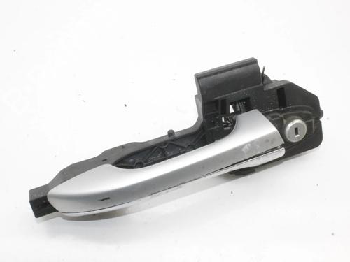 Used Front right exterior door handle Front right exterior door handle KIA SPORTAGE IV (QL, QLE) 1.6 GDI (132 hp) 39867659 39867659