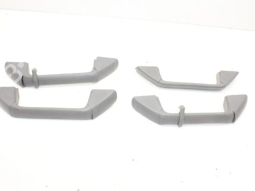 Innerer Dachhaltegriff für Innerer Dachhaltegriff JEEP CHEROKEE (XJ) 4.0 i 4x4 (178 hp) 39817536 39817536