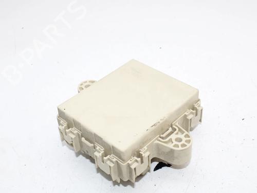 Fuse box LEXUS RX (_U3_) 400h AWD (MHU38_, MHU38R) | BP39822727E1 - Image 2