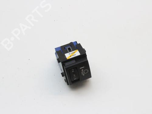 switch-toyota-corolla-hatchback-_e21_-_ea1_-_eh1_-2018-39783456 main image