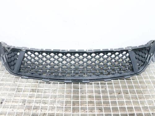 Grill Grill NISSAN JUKE (F15) 1.6 DIG-T NISMO (200 hp) 39873831 39873831