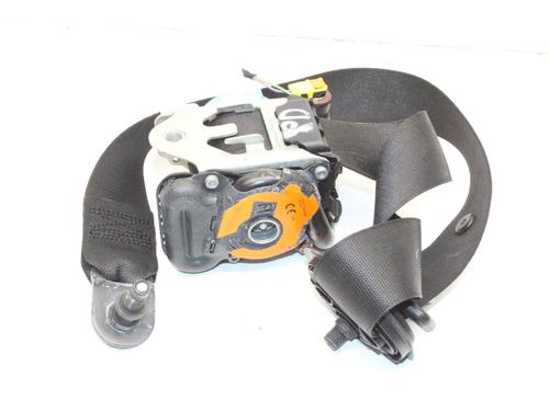 front-right-seatbelt-mercedes-benz-a-class-w176-2012-2013-2014-2015-2016-2017-2018-39769266 main image