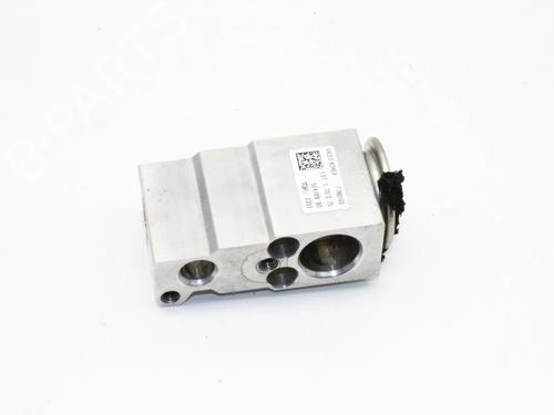 Used Electronic sensor Electronic sensor RENAULT ARKANA I (LCM_, LDN_) 1.6 E-TECH 145 (LDMU) (143 hp) 39803745 39803745