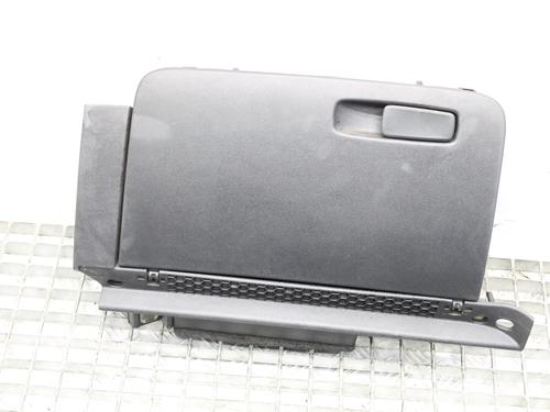 Used Glove box Glove box AUDI A1 Sportback (8XA, 8XF) 1.6 TDI (115 hp) 39806853 39806853