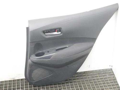 Guarnecido trasero derecho Guarnecido trasero derecho TOYOTA COROLLA Hatchback (_E21_, _EA1_, _EH1_) 1.8 Hybrid (ZWE211, ZWE219) (122 hp) 39855656 39855656