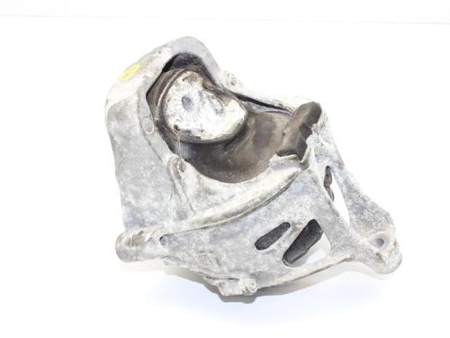 Used Engine mount Engine mount AUDI Q5 (FYB, FYG) 2.0 TDI quattro (190 hp) 39833824 39833824