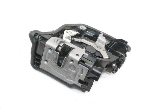 front-left-lock-bmw-2-gran-tourer-f46-2014-39779790 main image