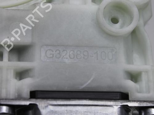 Right front window motor TESLA MODEL Y (5YJY) Long Range All-wheel Drive | BP39852906E20 - Image 4